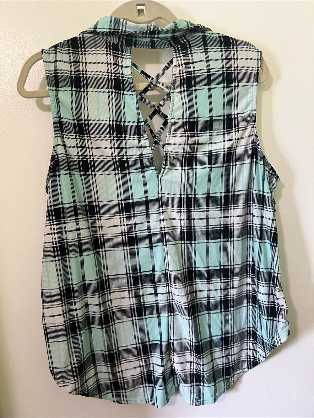 NO BOUNDRIES Sleeveless Plaid Button-Front Top - Mint/Black - Picture 3 of 3